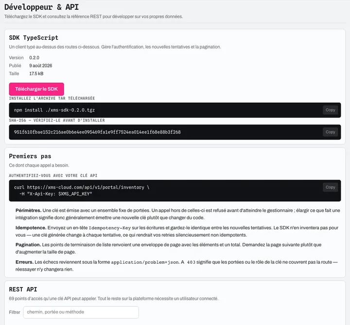 Portail développeur : SDK TypeScript versionné (empreinte SHA-256), démarrage avec une clé API